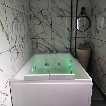 Appartement L'etoile Et Le Merveilleux 2 Dijon